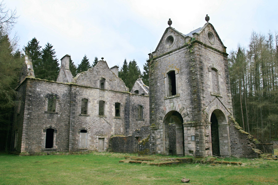 Carmichael (site of) Castle in Carmichael, Lanarkshire Stravaiging